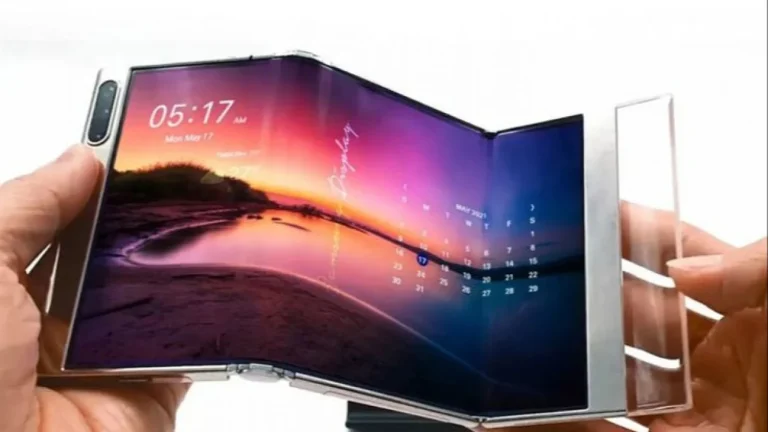 Salah Satu Ponsel Lipat Paling Unik Tahun 2024 Akan Segera Mendapatkan Penerusnya