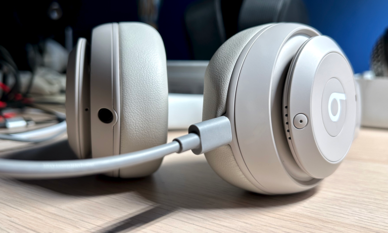Audio Lossless, Peningkatan Besar, Tapi Kabelnya Masih Jadi Masalah